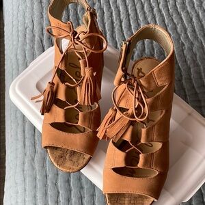 Women's Tan Gladiator Sandals